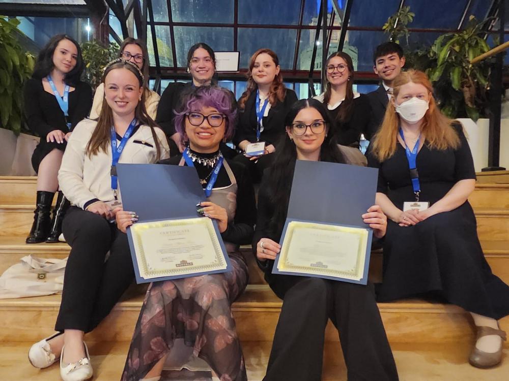 Nine Penn State Schuylkill students and Valerie Schrader